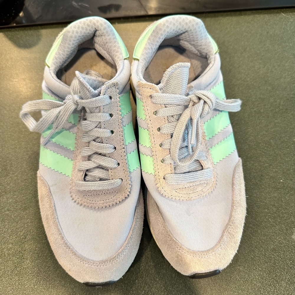 Adidas tennis shoes